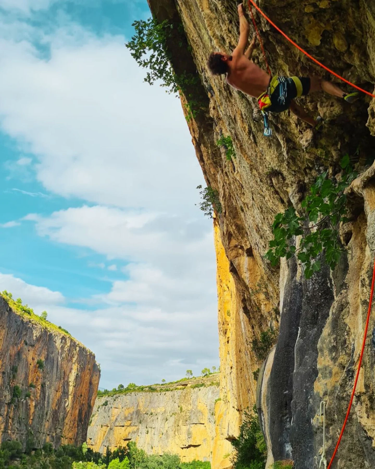 Escalada en los Puentes de Chulilla